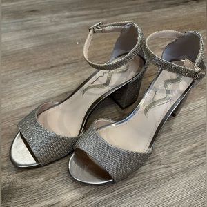 Nina Sparkle Heels - Size 6 M